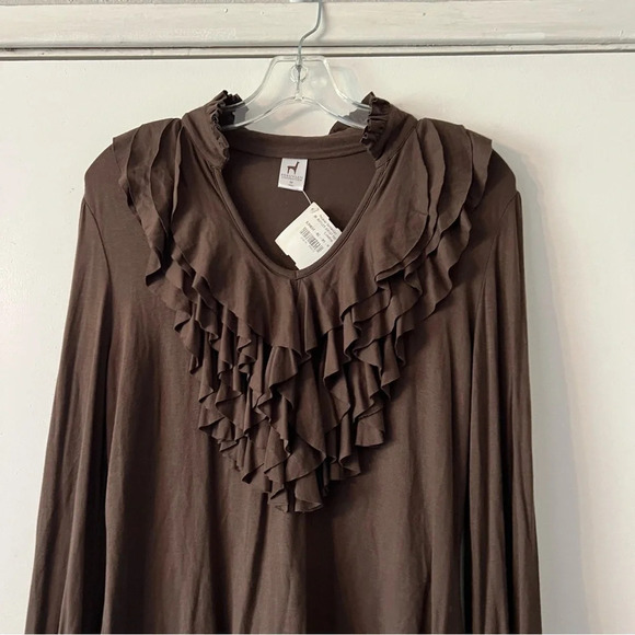 Peruvian Conecction Ruffled Jersey Top - Picture 3 of 9